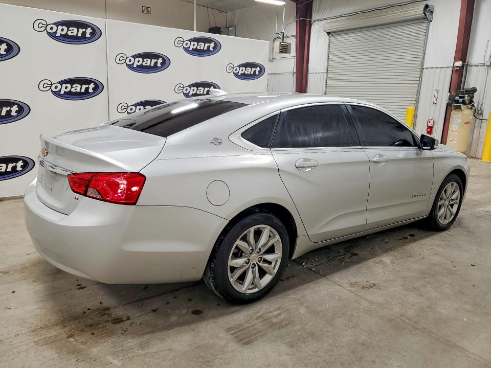 55243546 :رقم المزاد ، 1G1105S32JU106008 vin ، 2018 Chevrolet Impala مزاد بيع