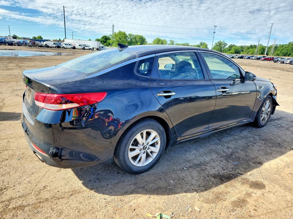 2017 Kia Optima მანქანა იყიდება აუქციონზე, vin: 5XXGT4L34HG145491, აუქციონის ნომერი: 57134896