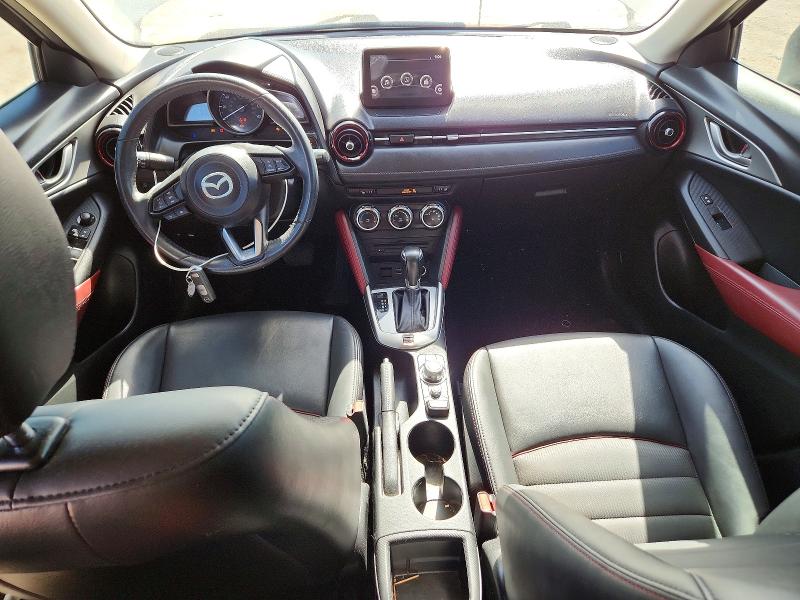 57602816 :رقم المزاد ، JM1DKDC71J1329443 vin ، 2018 Mazda Cx-3 مزاد بيع