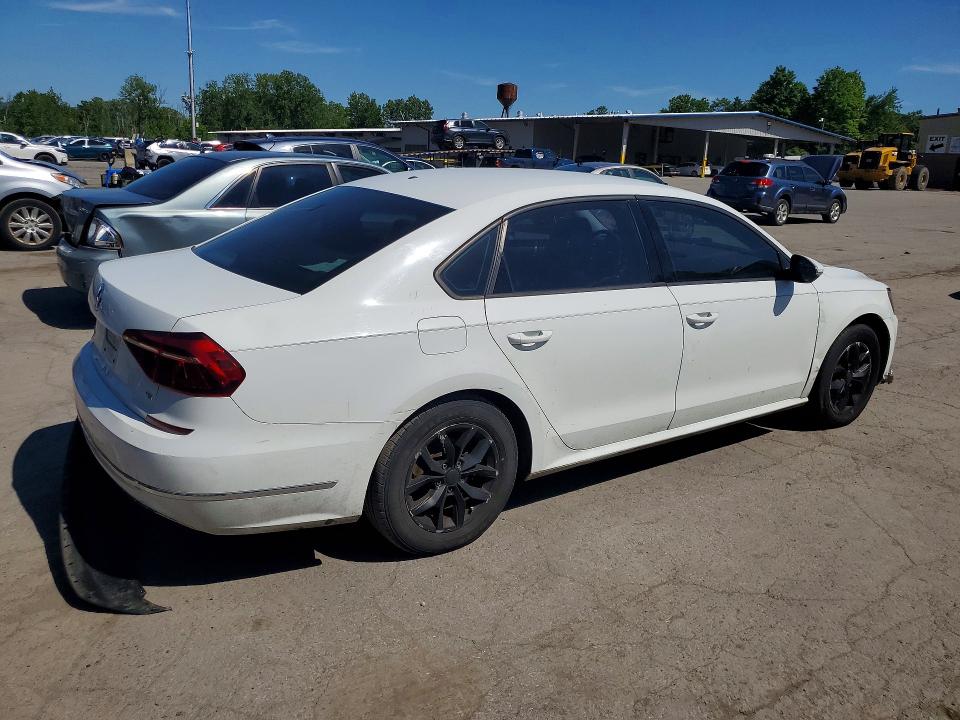 56186756 :رقم المزاد ، 1VWAA7A30JC016604 vin ، 2018 Volkswagen Passat مزاد بيع