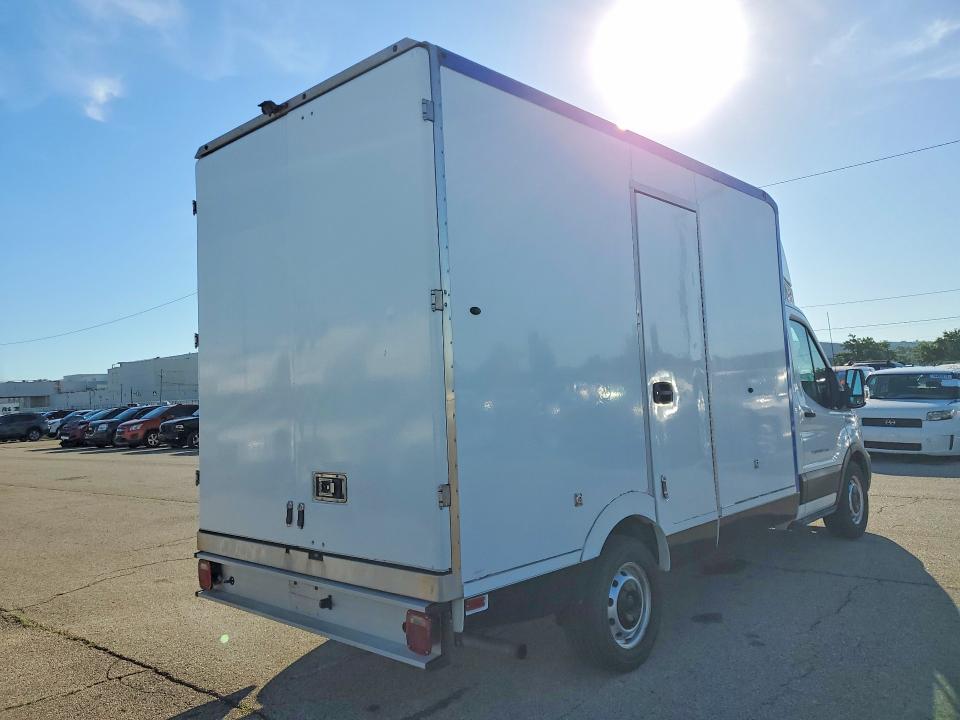 55904516 :رقم المزاد ، 1FDBW5Z86LKA95584 vin ، 2020 Ford Transit مزاد بيع