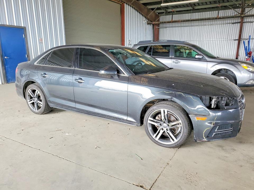 Продаж на аукціоні авто 2018 Audi A4, vin: WAULMAF44JN009593, номер лоту: 56564706