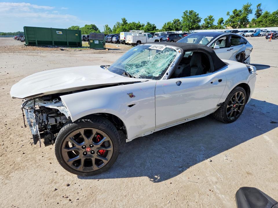 2019 Fiat 124 Spider მანქანა იყიდება აუქციონზე, vin: JC1NFAEK9K0142898, აუქციონის ნომერი: 56640156