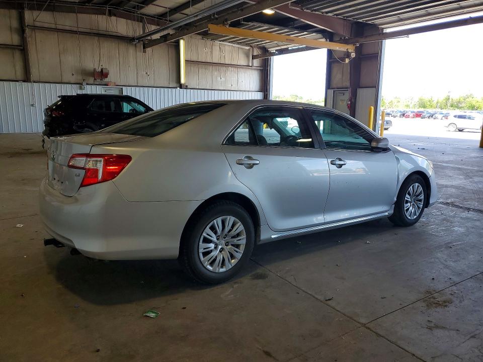 2012 Toyota Camry მანქანა იყიდება აუქციონზე, vin: 4T4BF1FK7CR195972, აუქციონის ნომერი: 57426566