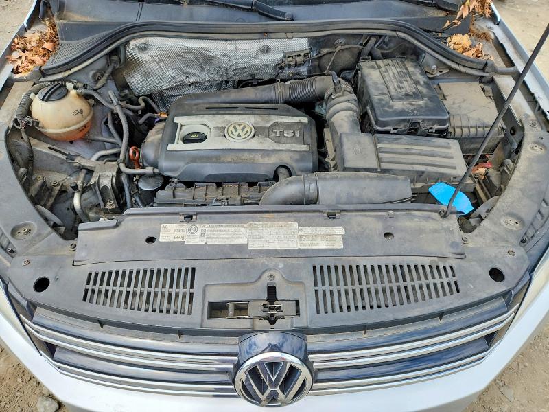 55758146 :رقم المزاد ، WVGBV7AX2CW560307 vin ، 2012 Volkswagen Tiguan مزاد بيع