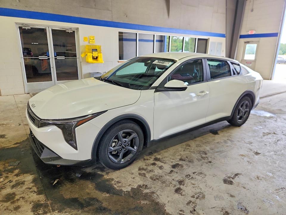 Продаж на аукціоні авто 2026 Kia K4, vin: 3KPFT4DE8TE265999, номер лоту: 57711106