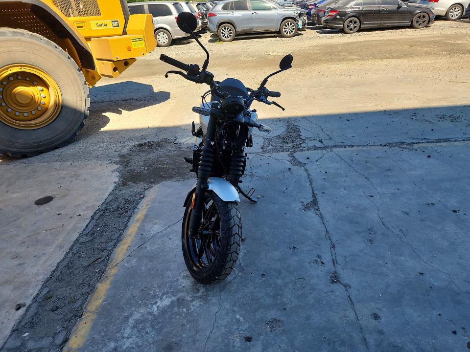 55311366 :رقم المزاد ، ME3BFK406TK500985 vin ، 2026 Royal Enfield Motors Guerilla 450 مزاد بيع