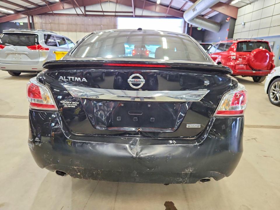 2015 Nissan Altima მანქანა იყიდება აუქციონზე, vin: 1N4AL3AP9FC593833, აუქციონის ნომერი: 57992976
