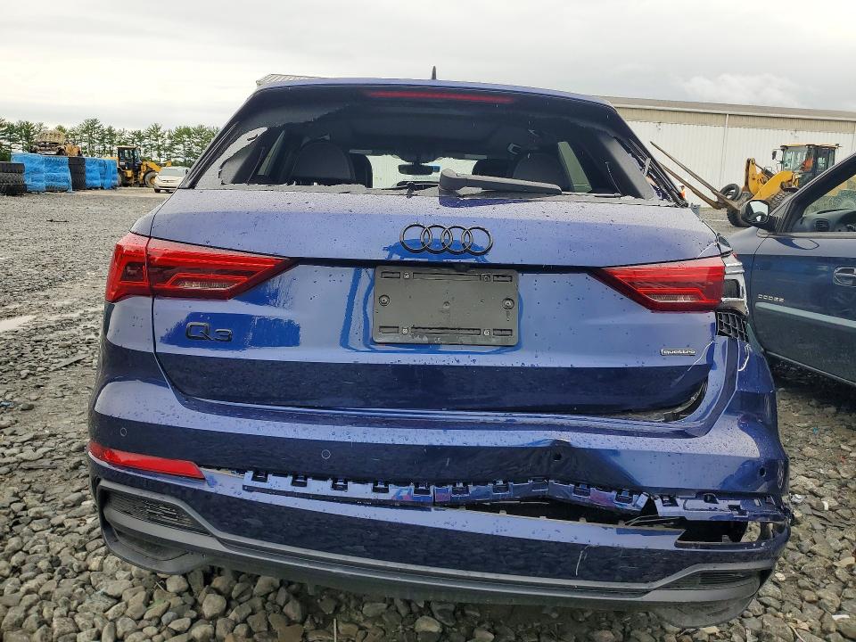 2021 Audi Q3 მანქანა იყიდება აუქციონზე, vin: WA1DECF34M1138513, აუქციონის ნომერი: 57916136