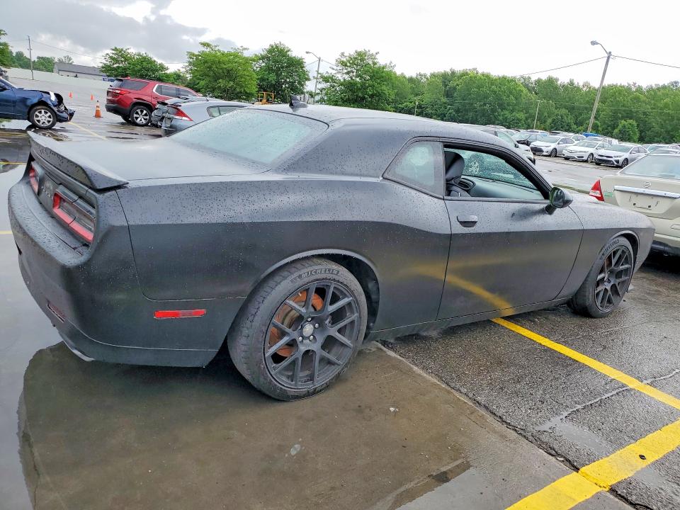 54491256 :رقم المزاد ، 2C3CDZFJ0FH718257 vin ، 2015 Dodge Challenger مزاد بيع