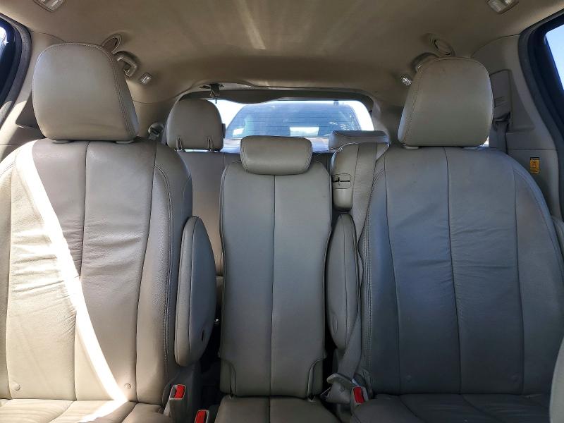 2011 Toyota Sienna მანქანა იყიდება აუქციონზე, vin: 5TDYK3DC0BS080631, აუქციონის ნომერი: 57601136