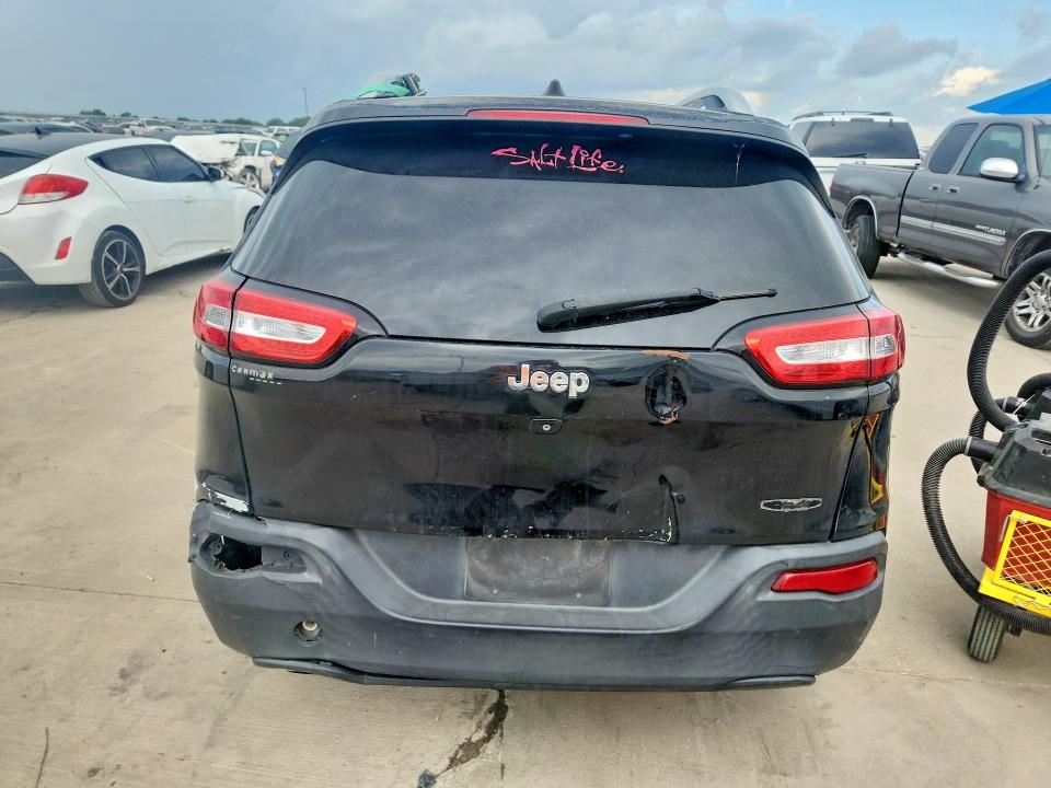 55656716 :رقم المزاد ، 1C4PJLCB9GW217709 vin ، 2016 Jeep Cherokee مزاد بيع