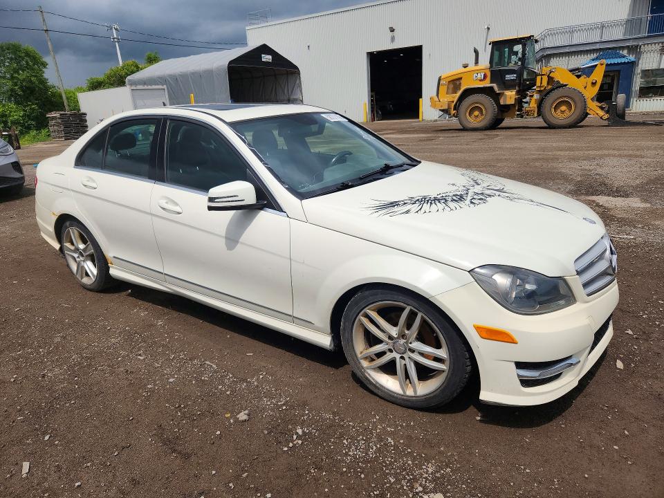 Продажа на аукционе авто 2012 Mercedes-benz C, vin: WDDGF8FB1CA633826, номер лота: 58731166