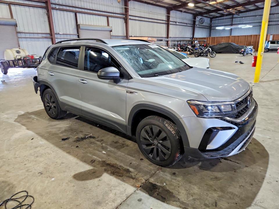 Продажа на аукционе авто 2022 Volkswagen Taos, vin: 3VVCX7B24NM016997, номер лота: 55620006