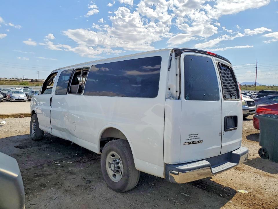 56656636 :رقم المزاد ، 1GAZGPFG3H1304504 vin ، 2017 Chevrolet Express G3500 مزاد بيع