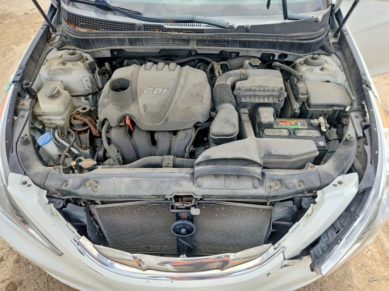 58757066 :رقم المزاد ، 5NPEC4AC7BH040157 vin ، 2011 Hyundai Sonata مزاد بيع