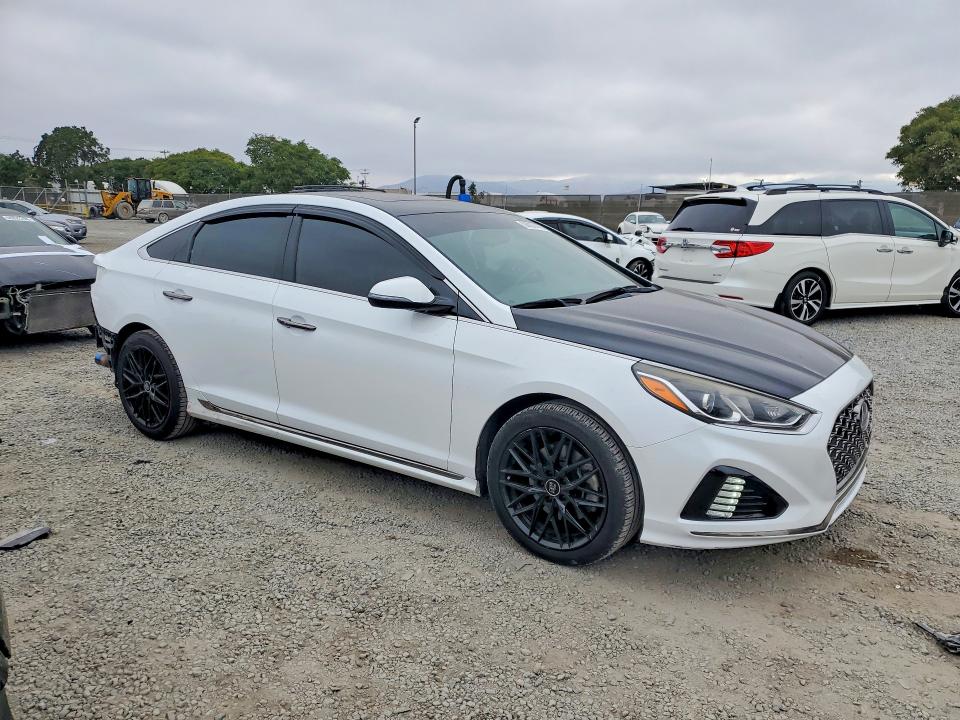 58937416 :رقم المزاد ، 5NPE34ABXJH694401 vin ، 2018 Hyundai Sonata مزاد بيع