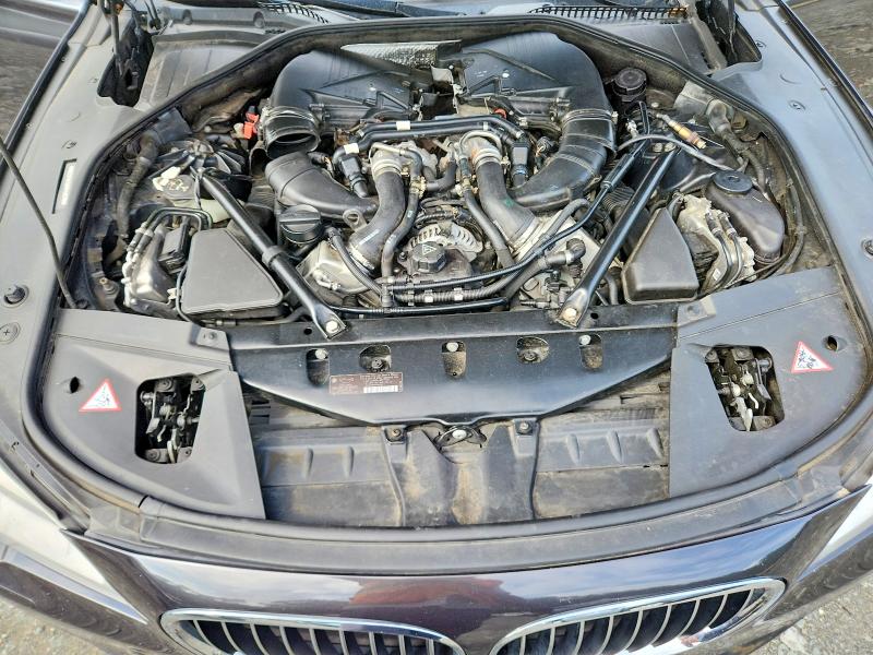 57398226 :رقم المزاد ، WBAYF8C5XDD140270 vin ، 2013 Bmw 750 مزاد بيع