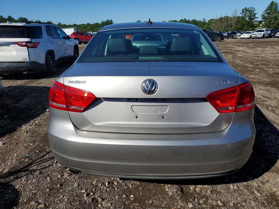 58430396 :رقم المزاد ، 1VWBT7A39EC055051 vin ، 2014 Volkswagen Passat مزاد بيع