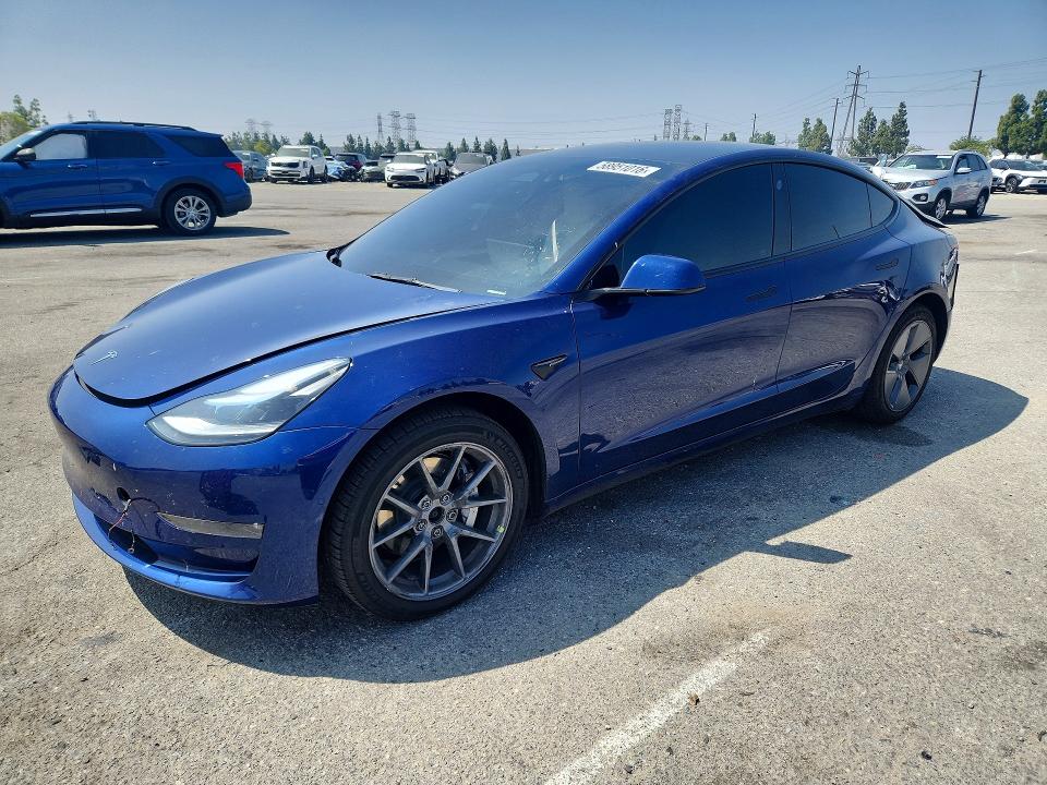 2022 Tesla Model 3 მანქანა იყიდება აუქციონზე, vin: 5YJ3E1EB4NF356877, აუქციონის ნომერი: 58951016