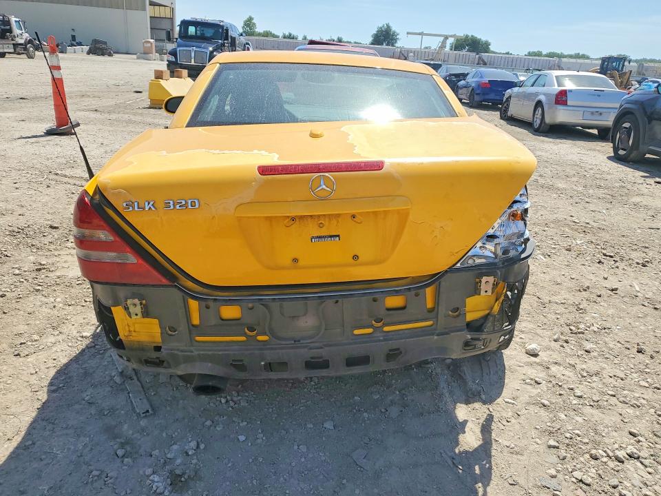 Aukcja sprzedaży 2002 Mercedes-benz Slk, vin: WDBKK65F12F243866, numer aukcji: 58024976