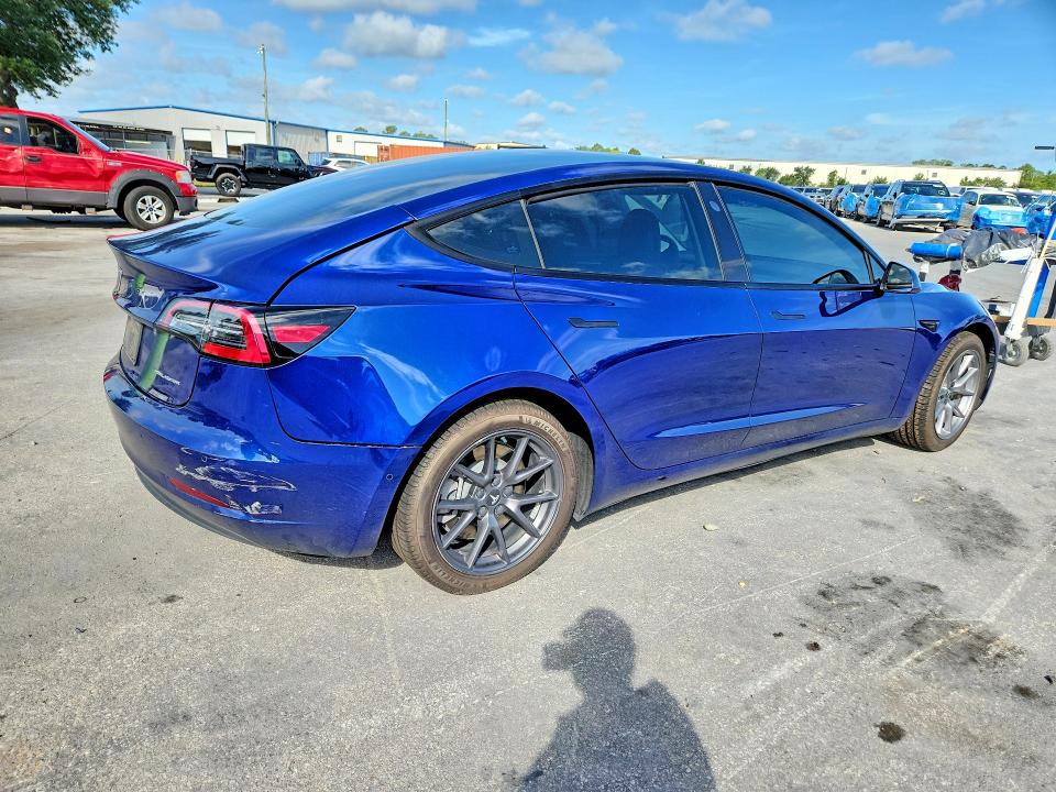 Продажа на аукционе авто 2022 Tesla Model 3, vin: 5YJ3E1EB8NF198785, номер лота: 56870306
