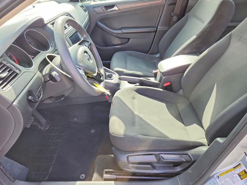 56472776 :رقم المزاد ، 3VW267AJ0GM261060 vin ، 2016 Volkswagen Jetta مزاد بيع