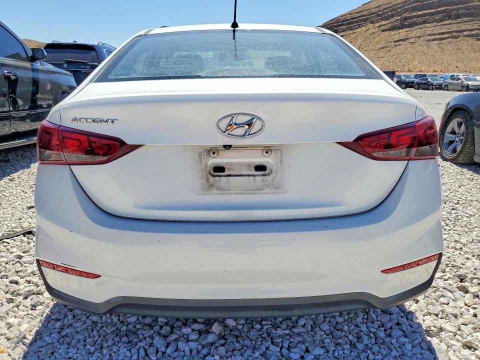 57577986 :رقم المزاد ، 3KPC24A3XJE012219 vin ، 2018 Hyundai Accent مزاد بيع