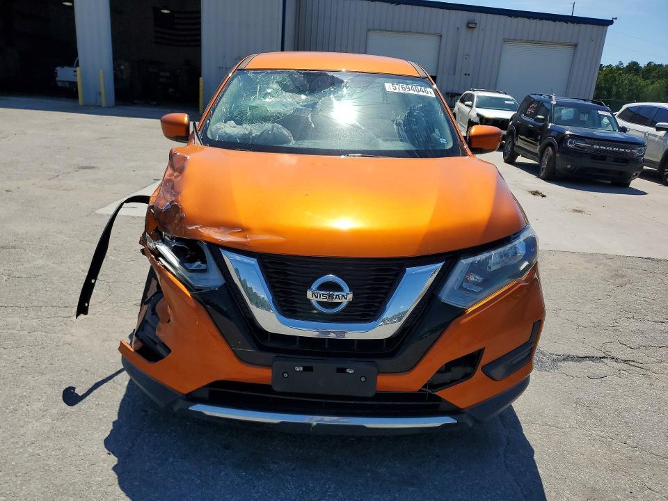 57694046 :رقم المزاد ، 5N1AT2MT0HC787095 vin ، 2017 Nissan Rogue مزاد بيع