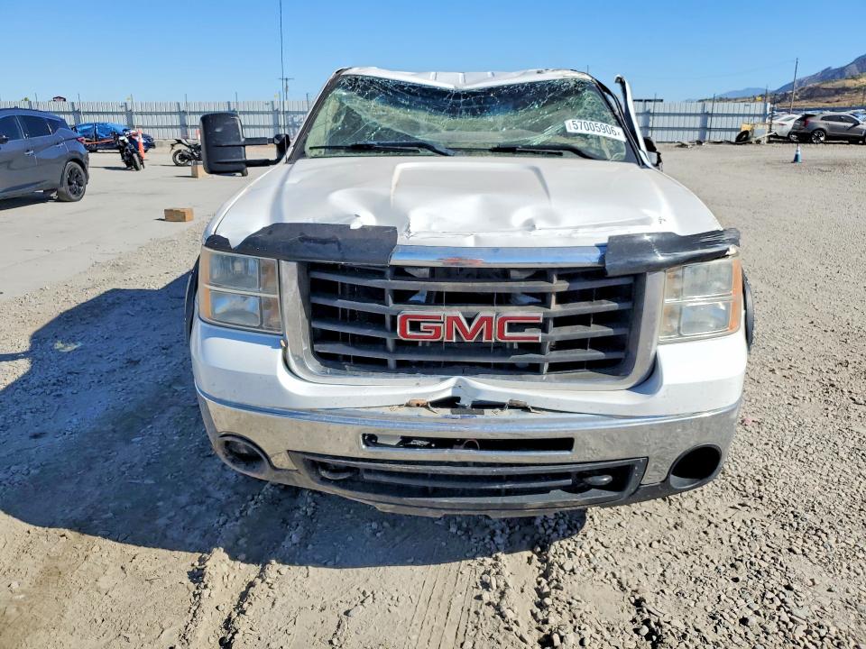 Auction sale of the 2009 Gmc Sierra, vin: 1GTHK49K19E145430, lot number: 57005906