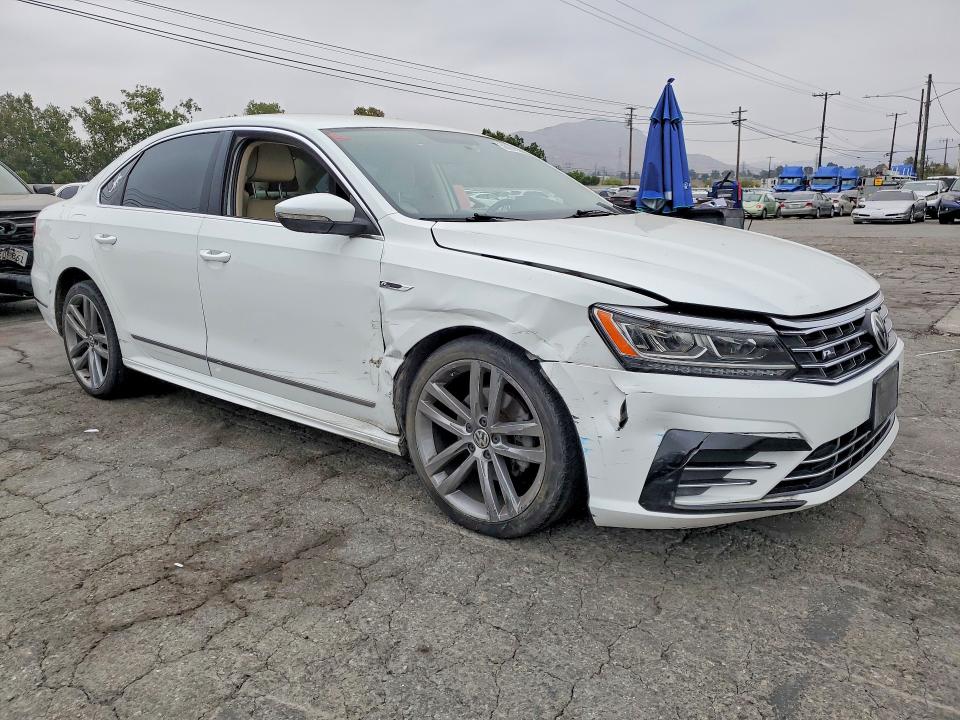 2017 Volkswagen Passat მანქანა იყიდება აუქციონზე, vin: 1VWDT7A34HC000228, აუქციონის ნომერი: 56097506