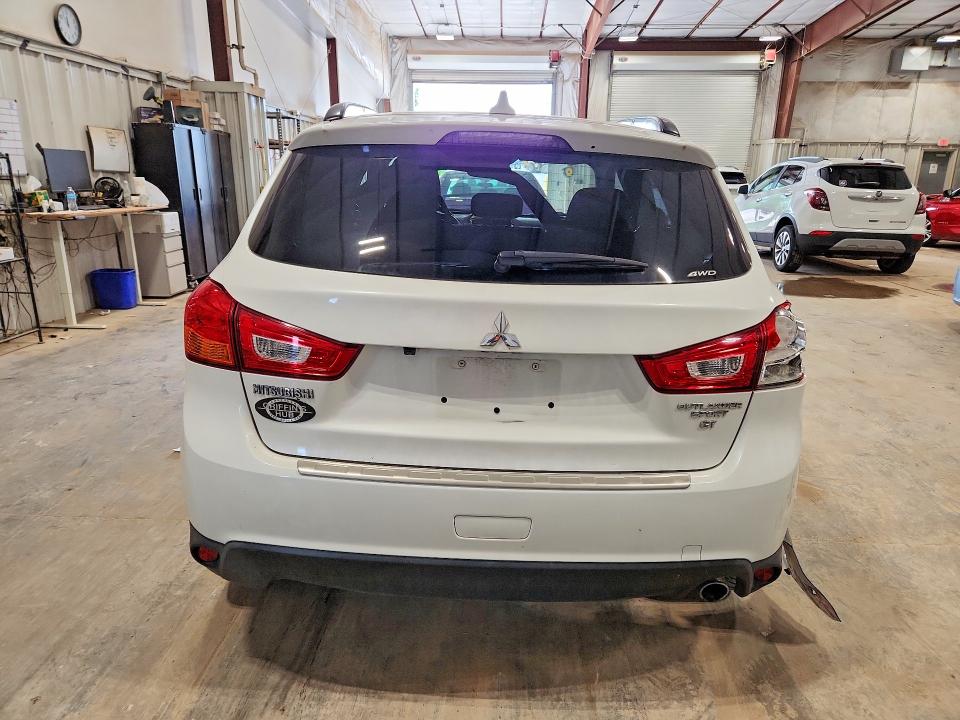 Продажа на аукционе авто 2017 Mitsubishi Outlander Sport, vin: JA4AR4AW3HZ047450, номер лота: 57698196