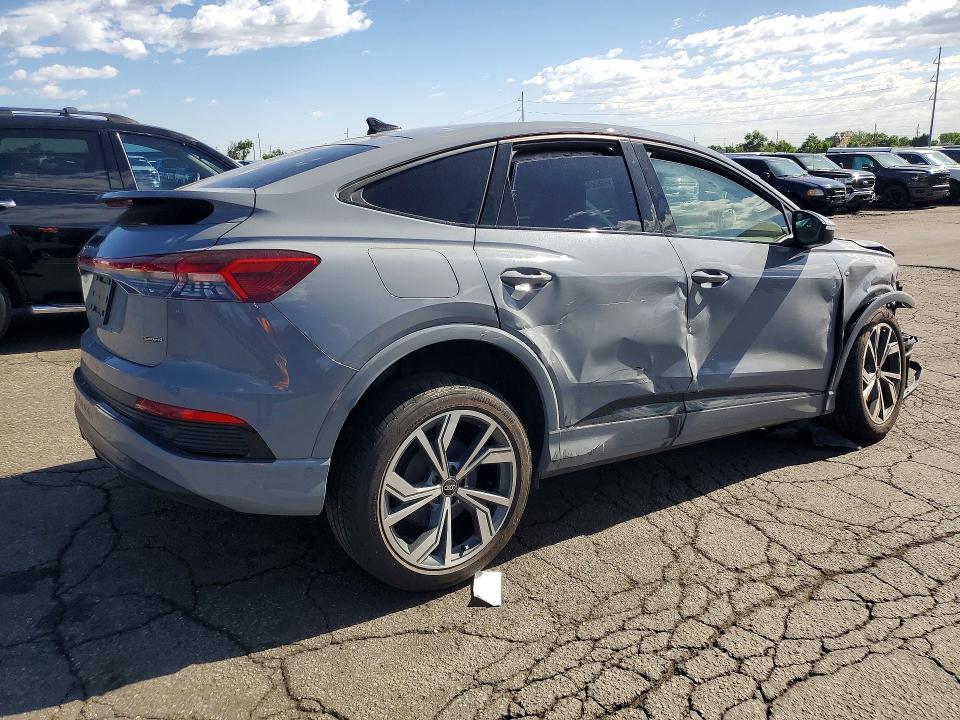 56968246 :رقم المزاد ، WA132BFZ4PP071108 vin ، 2023 Audi Q4 E-tron مزاد بيع
