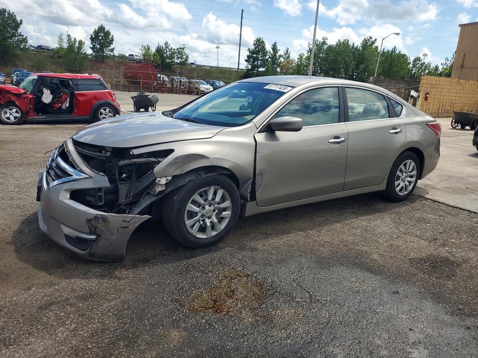 2013 Nissan Altima მანქანა იყიდება აუქციონზე, vin: 1N4AL3AP6DC257764, აუქციონის ნომერი: 57717426
