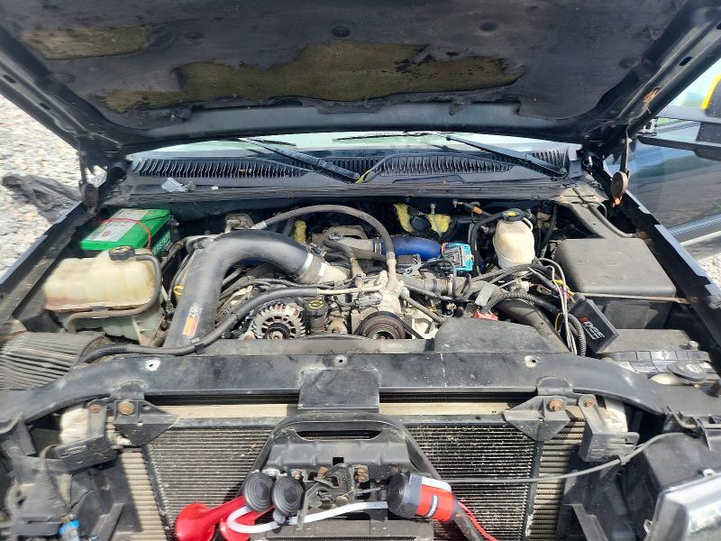 Продаж на аукціоні авто 2003 Chevrolet Silverado, vin: 1GCHK29183E185183, номер лоту: 57216886