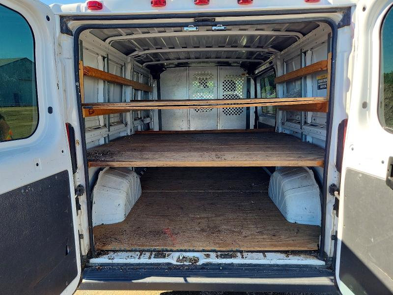 58189366 :رقم المزاد ، 3C6TRVAG5HE534214 vin ، 2017 Ram Promaster 1500 مزاد بيع