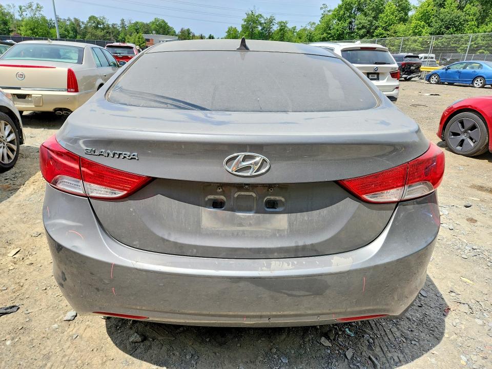 2013 Hyundai Elantra მანქანა იყიდება აუქციონზე, vin: 5NPDH4AE1DH183896, აუქციონის ნომერი: 56227096