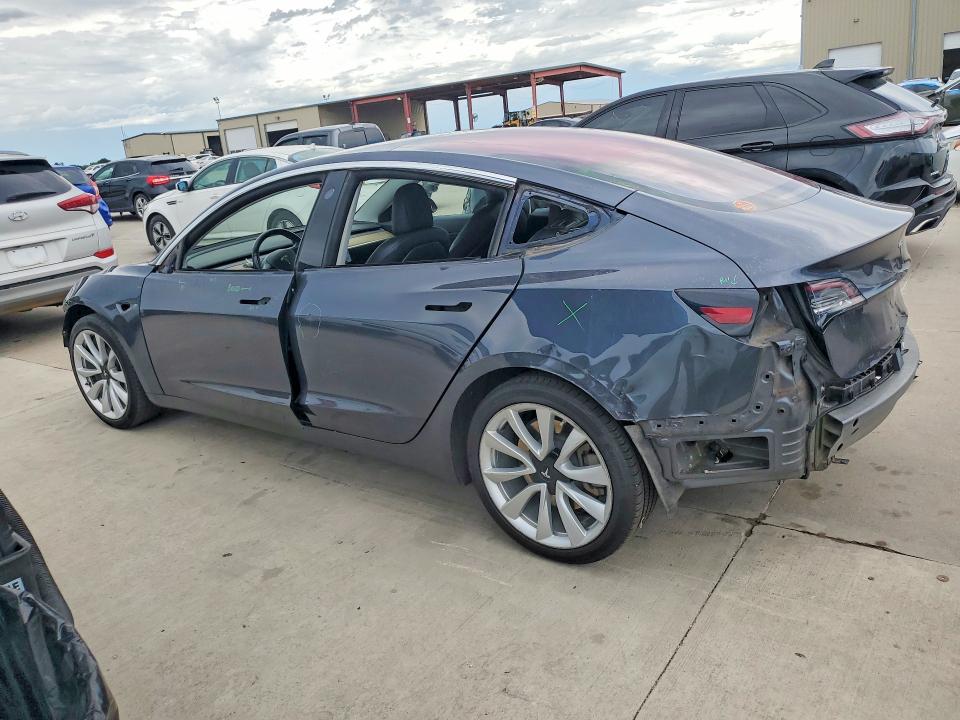 56188016 :رقم المزاد ، 5YJ3E1EA3JF005959 vin ، 2018 Tesla Model 3 مزاد بيع