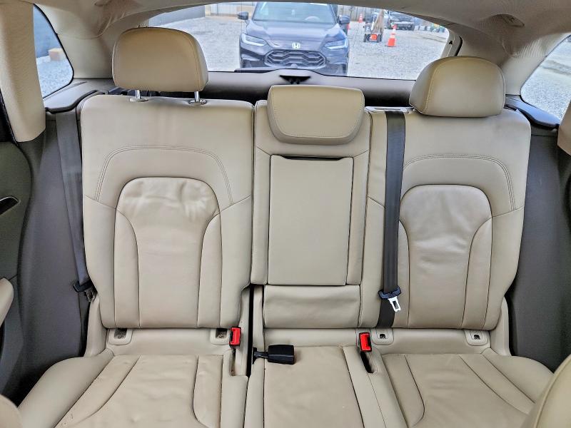 57138646 :رقم المزاد ، WA1DKAFP4BA004551 vin ، 2011 Audi Q5 مزاد بيع