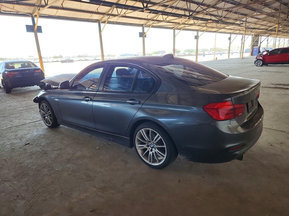 56171126 :رقم المزاد ، WBA8E1G53GNU10023 vin ، 2016 Bmw 320 مزاد بيع