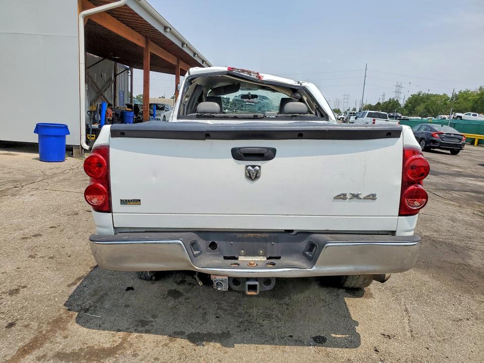 58486396 :رقم المزاد ، 1D7HU18N88J229227 vin ، 2008 Dodge Ram 1500 مزاد بيع