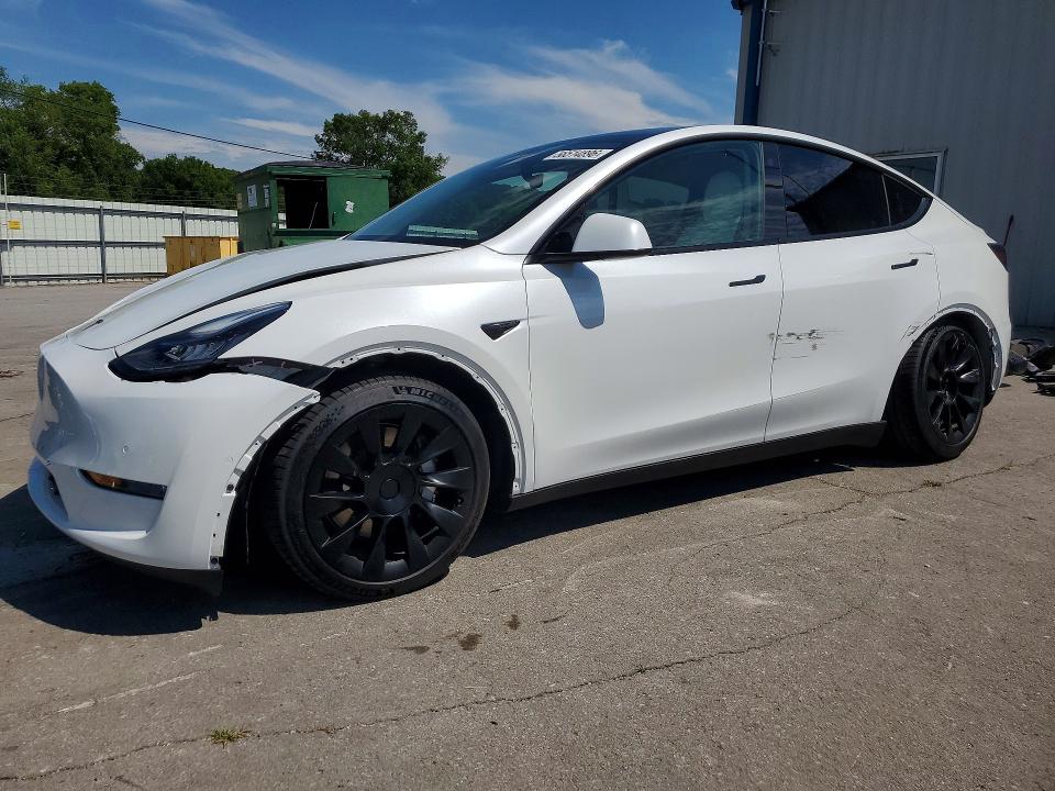 56514896 :رقم المزاد ، 5YJYGAEEXMF298637 vin ، 2021 Tesla Model Y مزاد بيع