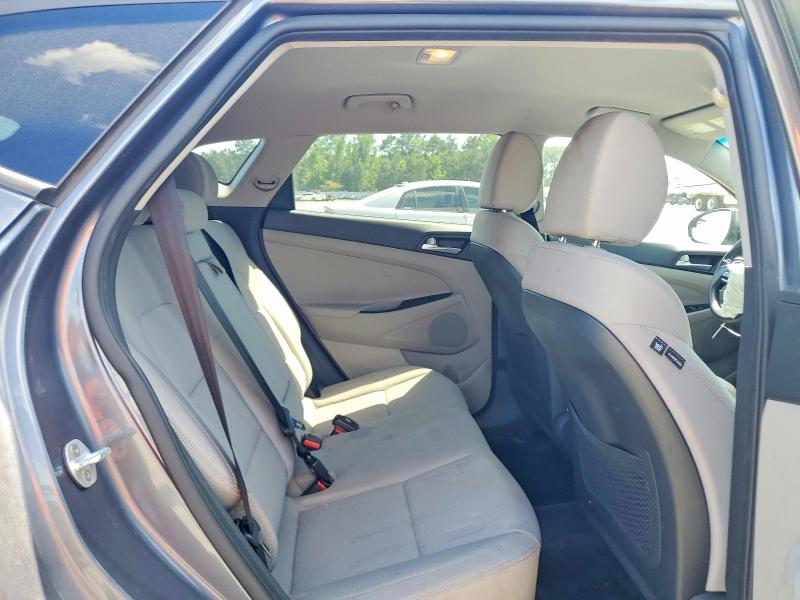 55409126 :رقم المزاد ، KM8J23A41KU932877 vin ، 2019 Hyundai Tucson مزاد بيع