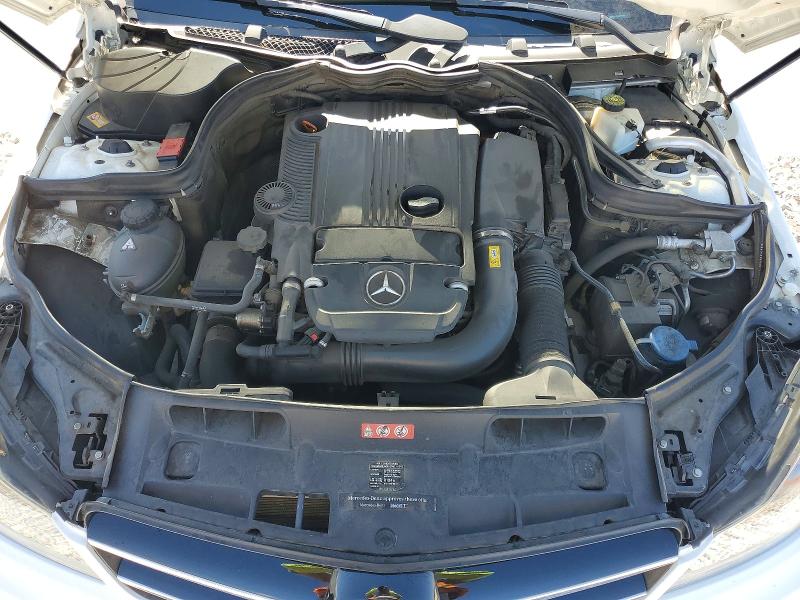 2014 Mercedes-benz C მანქანა იყიდება აუქციონზე, vin: WDDGJ4HB4EG312013, აუქციონის ნომერი: 56652636