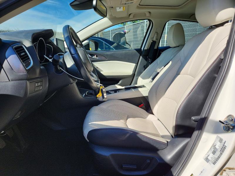 Продажа на аукционе авто 2018 Mazda 3, vin: 3MZBN1M35JM265593, номер лота: 57642056