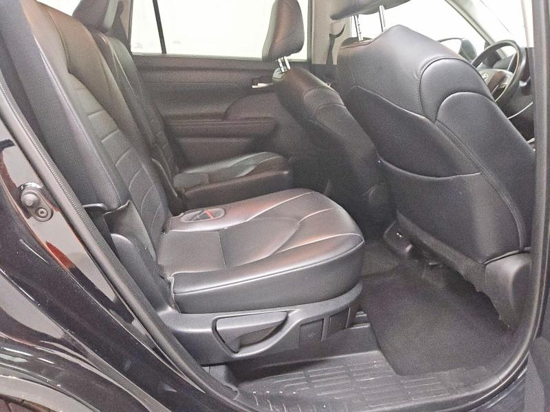 Продаж на аукціоні авто 2021 Toyota Highlander, vin: 5TDGZRBHXMS525260, номер лоту: 54285576