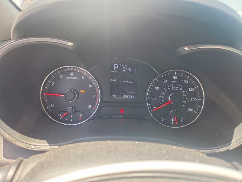 58514446 :رقم المزاد ، 3KPFK4A73JE185998 vin ، 2018 Kia Forte مزاد بيع