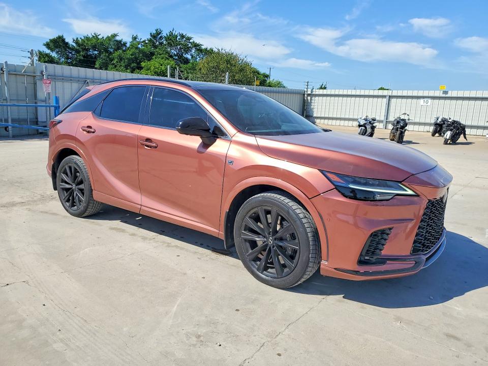 55639746 :رقم المزاد ، 2T2BCMEA0RC010857 vin ، 2024 Lexus Rx مزاد بيع