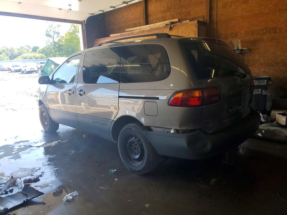 Продажа на аукционе авто 1998 Toyota Sienna, vin: 4T3ZF13C8WU075549, номер лота: 55127546