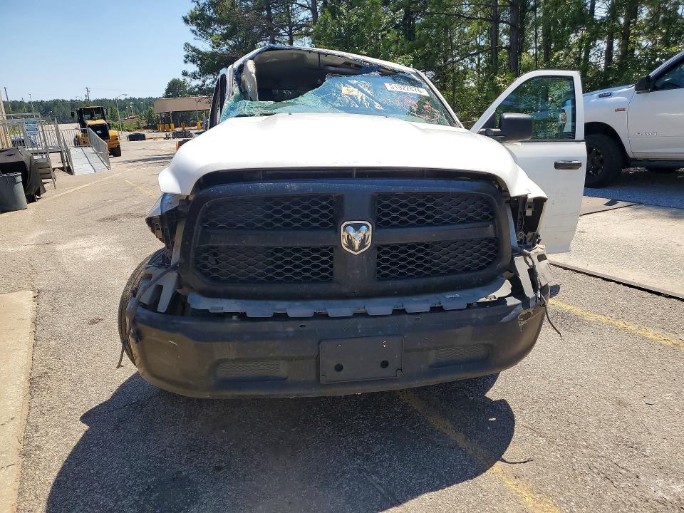 Продаж на аукціоні авто 2018 Ram 1500, vin: 1C6RR6FT5JS125669, номер лоту: 51922676